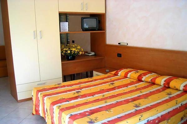 Miriam Hotel Pietra Ligure Room photo